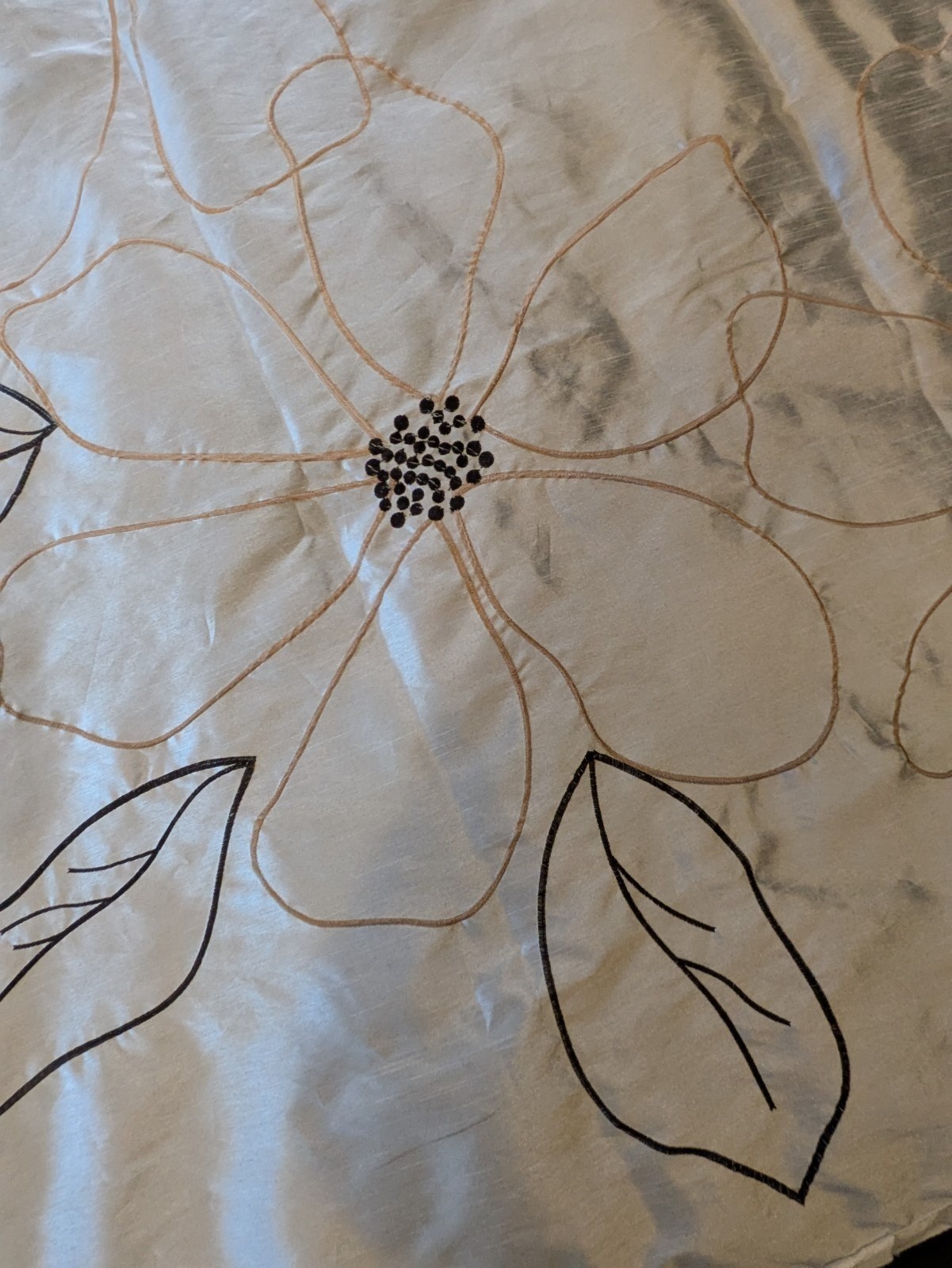 White Contemporary Drapes 2 Panels Large Embroidered Flowers Curtains 55 x 84