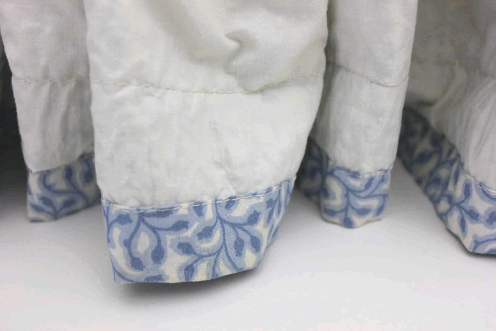 Custom Botanical Valance 150″ Blue & White Rose Hips Lined Dual Rod Pocket Vtg