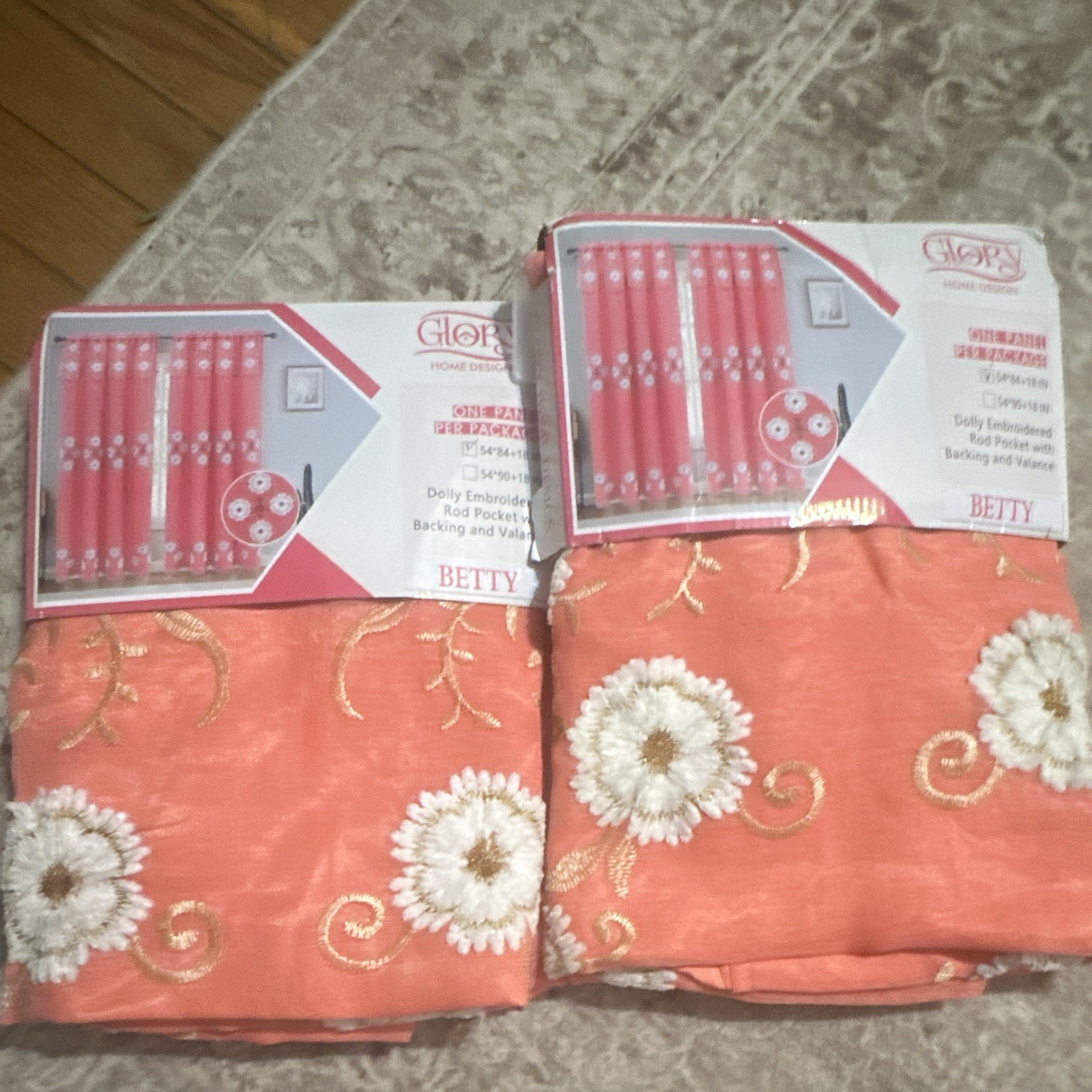 Glory Home Design set of 2 Betty Coral Panel 54×84+18 Floral Attached Valance