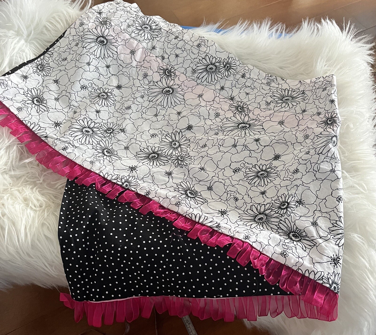 RETRO 38” L Reversible ValanceBlack/White PolkaDot/Fushia Pink & Flip Floral🩷🖤