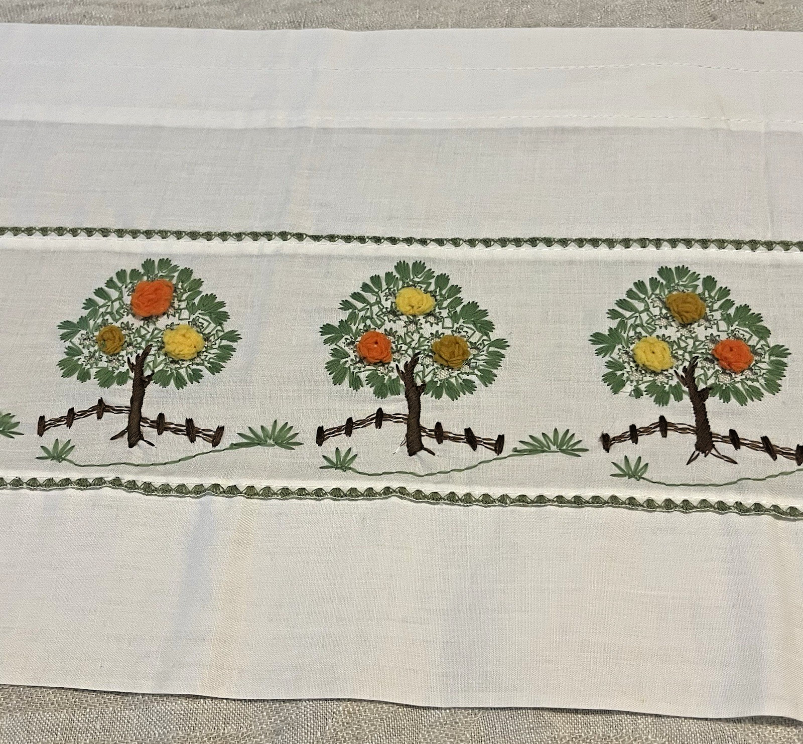 VTG Window Valance Curtains 61″x12″ Orange Trees Embroidered Cottagecore Granny