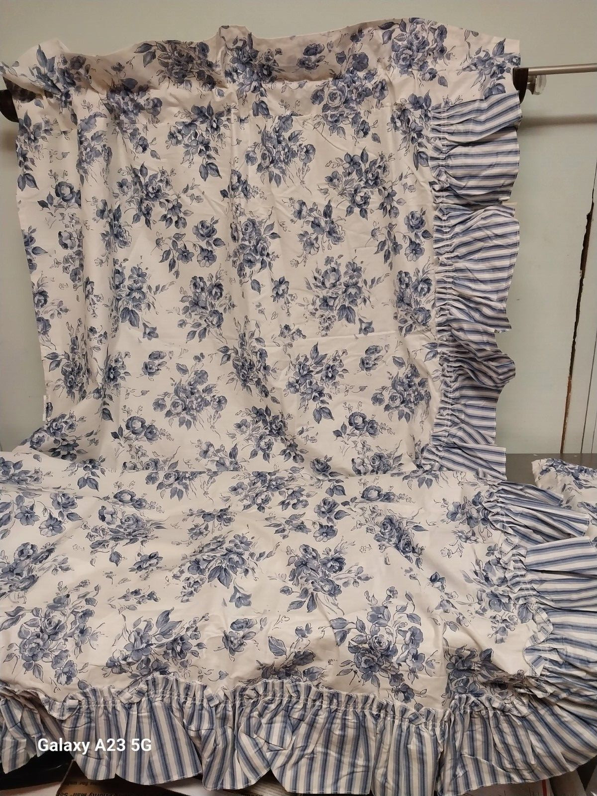 Crown Craft Floral Drapes-Blue & White Ruffled-Indigo Blue-New NOS-86 x 84