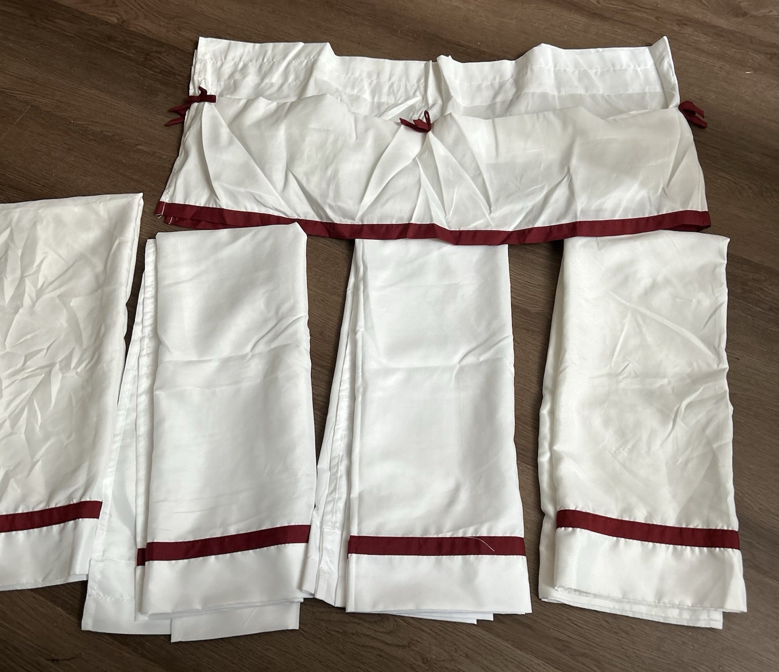 Saturday Knight Kate Tiered Valance (58″Wx13″L) White X2. And 4 Panels 28”x 37”