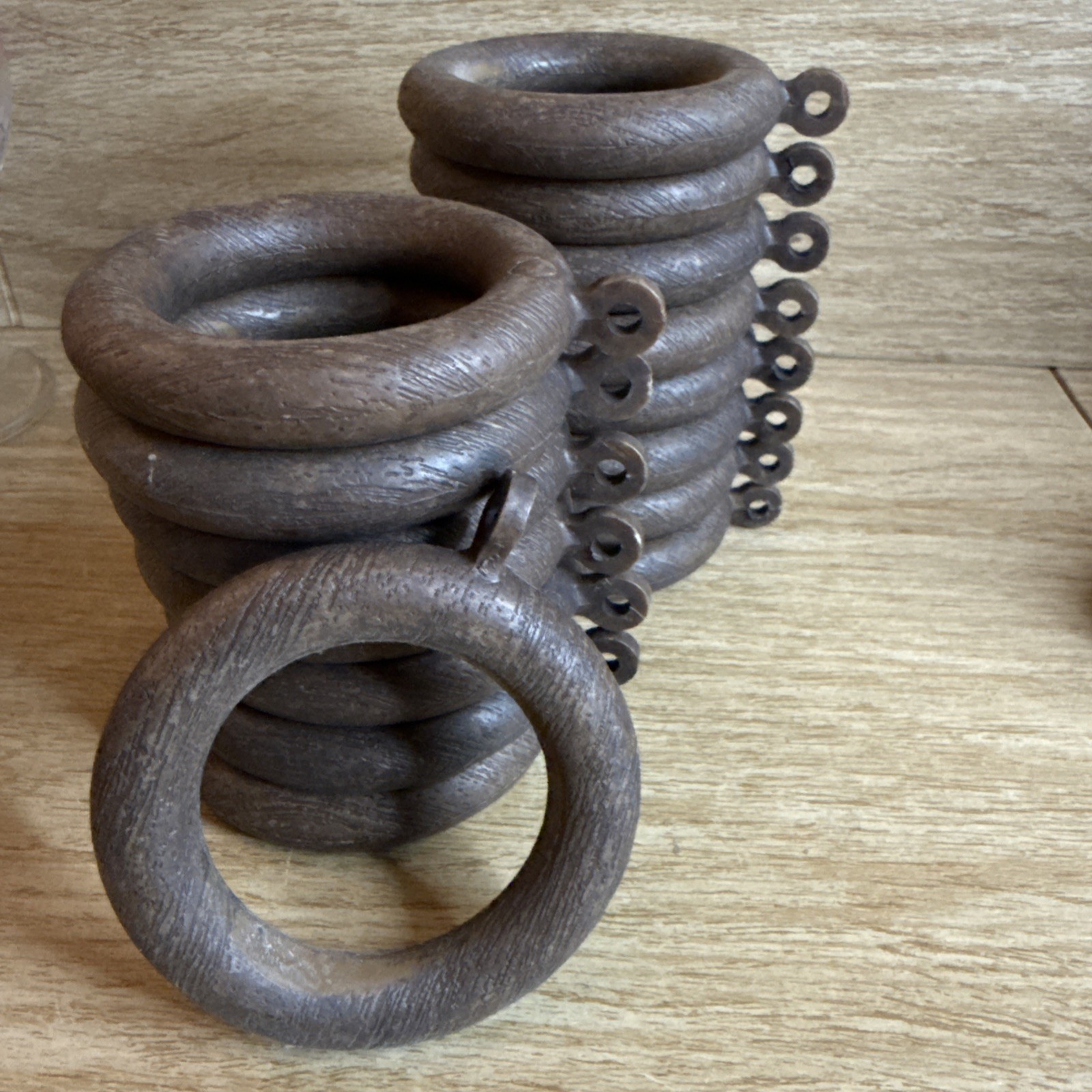16 Curtain Drape Rings 2-3/4″ Wide Brown 1-3/4″ For 1-1/2″ Rod or Smaller