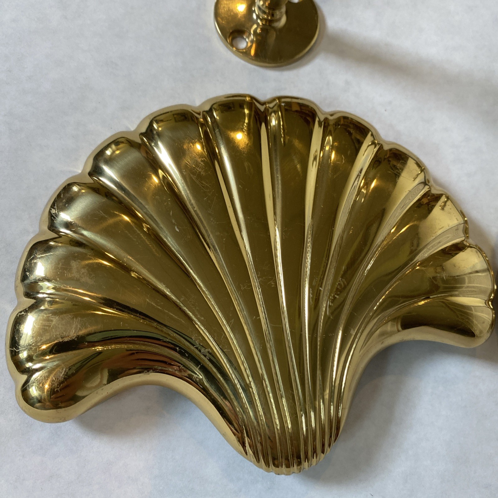 Lot 2 Vintage Brass Sea Shell Curtain Tieback Hook Regency Beach MCM Tie Back 5”