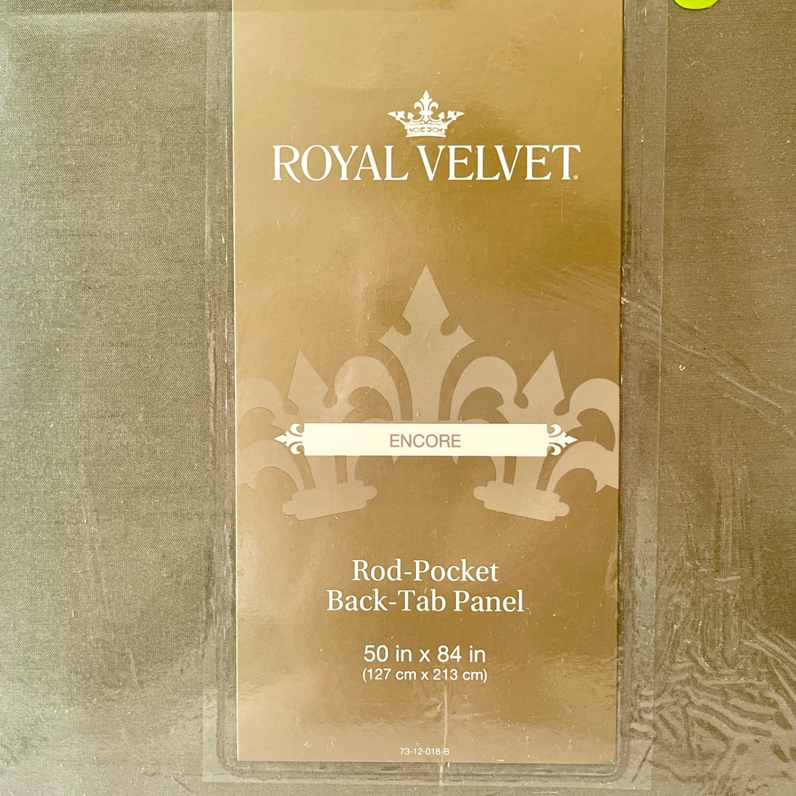 Royal Velvet Encore Rod-Pocket Back-Tab Panel 50″x84″ Energy-Saving Curtain