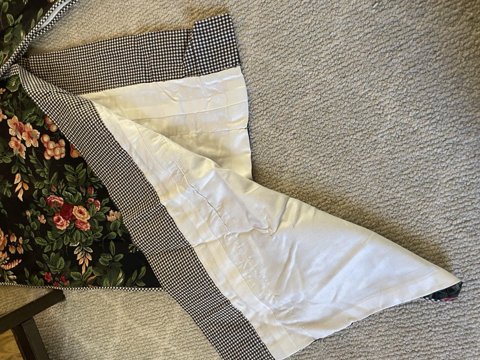 Custom made w Ralph Lauren Cabbage Roses Floral & Check Window Valance 208×17