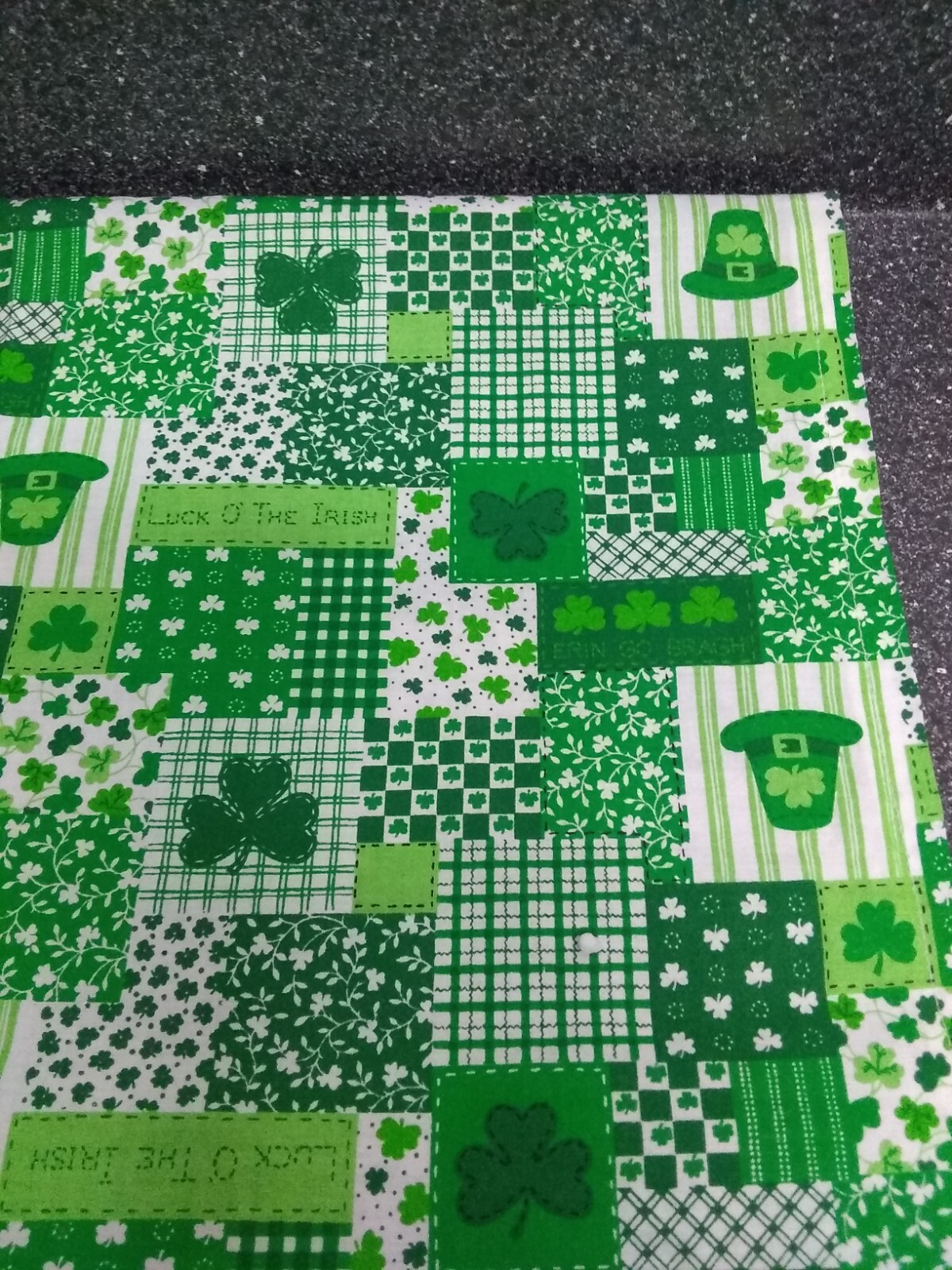 Vintage Shamrock Window Curtains, St Patrick’s Day 20″”W x 40″L (Pack of 2)