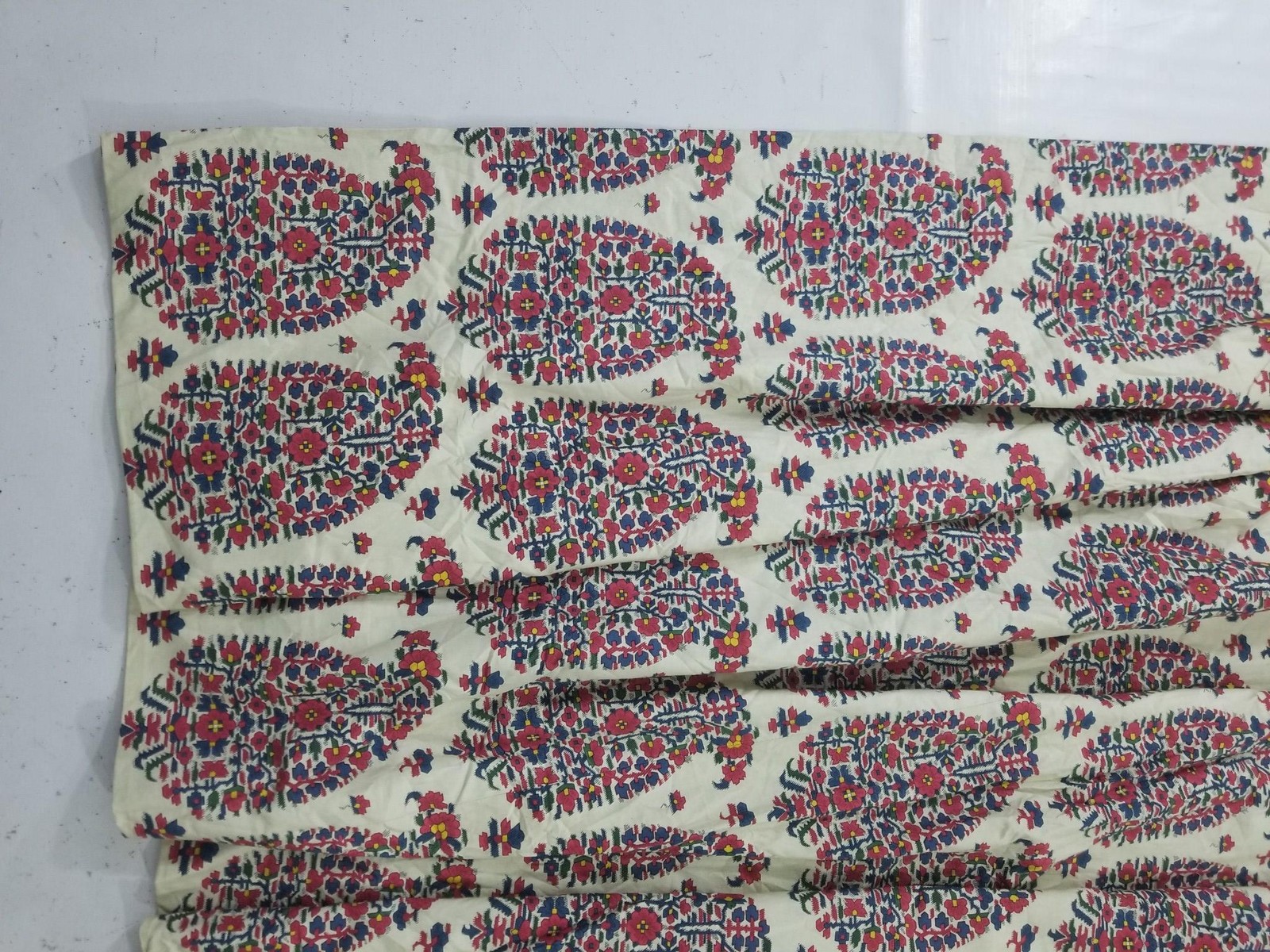Vintage Traditional Indian Style Paisley Printed Curtain Panel 124x114in