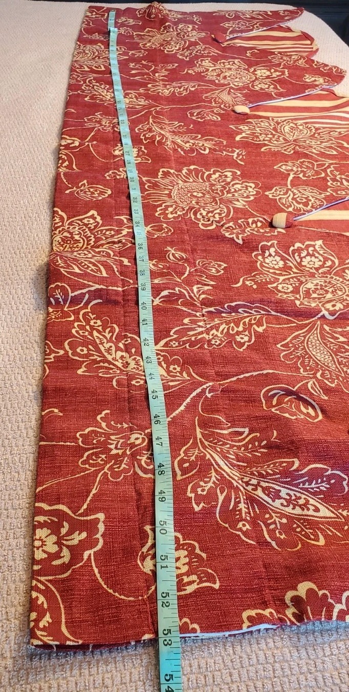 Williamsburg Everard Jacobean Scalloped Valance Red Floral Striped Set Of 3