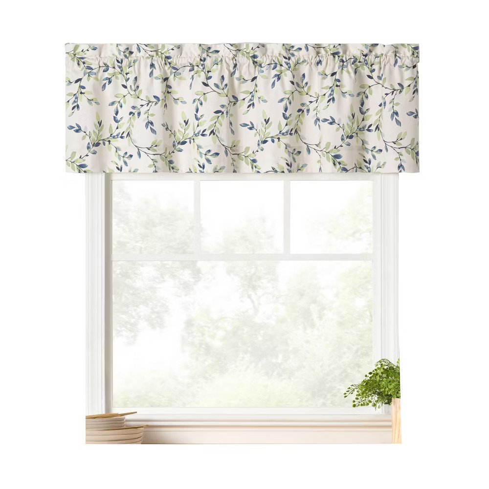 Ellis Vintage Stylish Medium Scale Printed Vine Pattern 3″ Rod Pocket Scallop