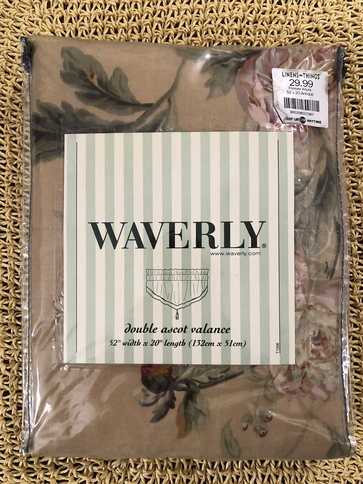 Waverly Forever Yours Antique Double Ascot Window Valance 52” X 20” Brand New
