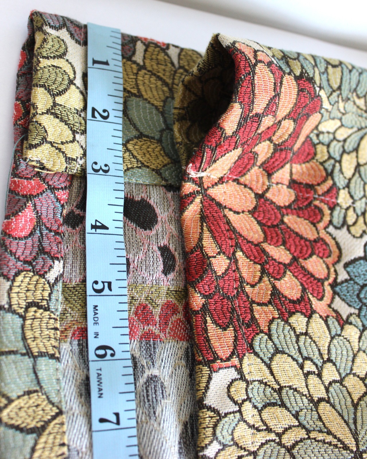 Modern Maximalist Mums Tapestry Valance 54×16 Bold Blooms Floral Woven Jacquard