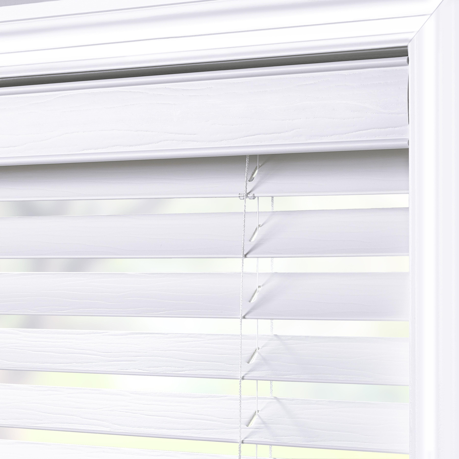 VENETIAN WINDOW BLINDS 2″ Cordless Faux Wood Horizontal—- Choose Your Size