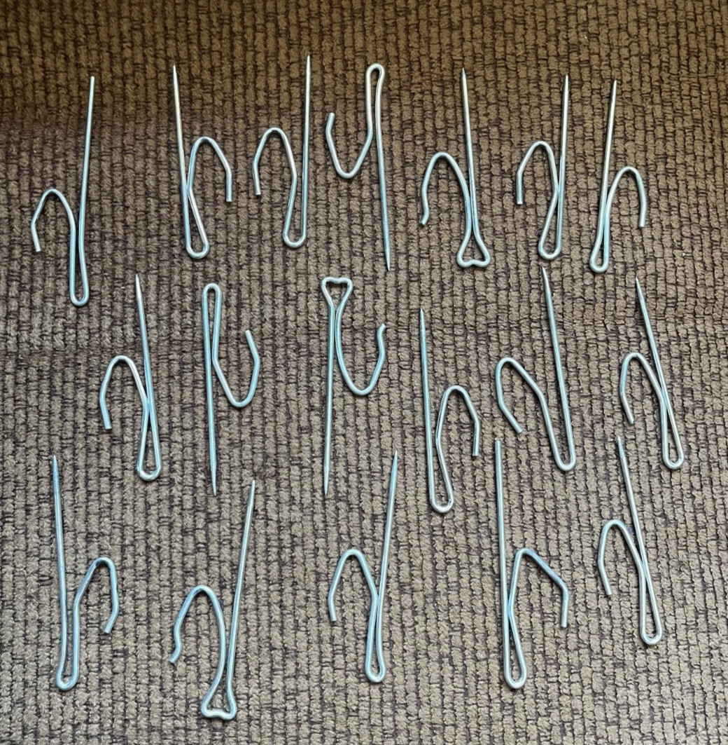 Drapery curtain hooks Vintage 1960s pleat 2.5 – 3 inch pin – lot of 18