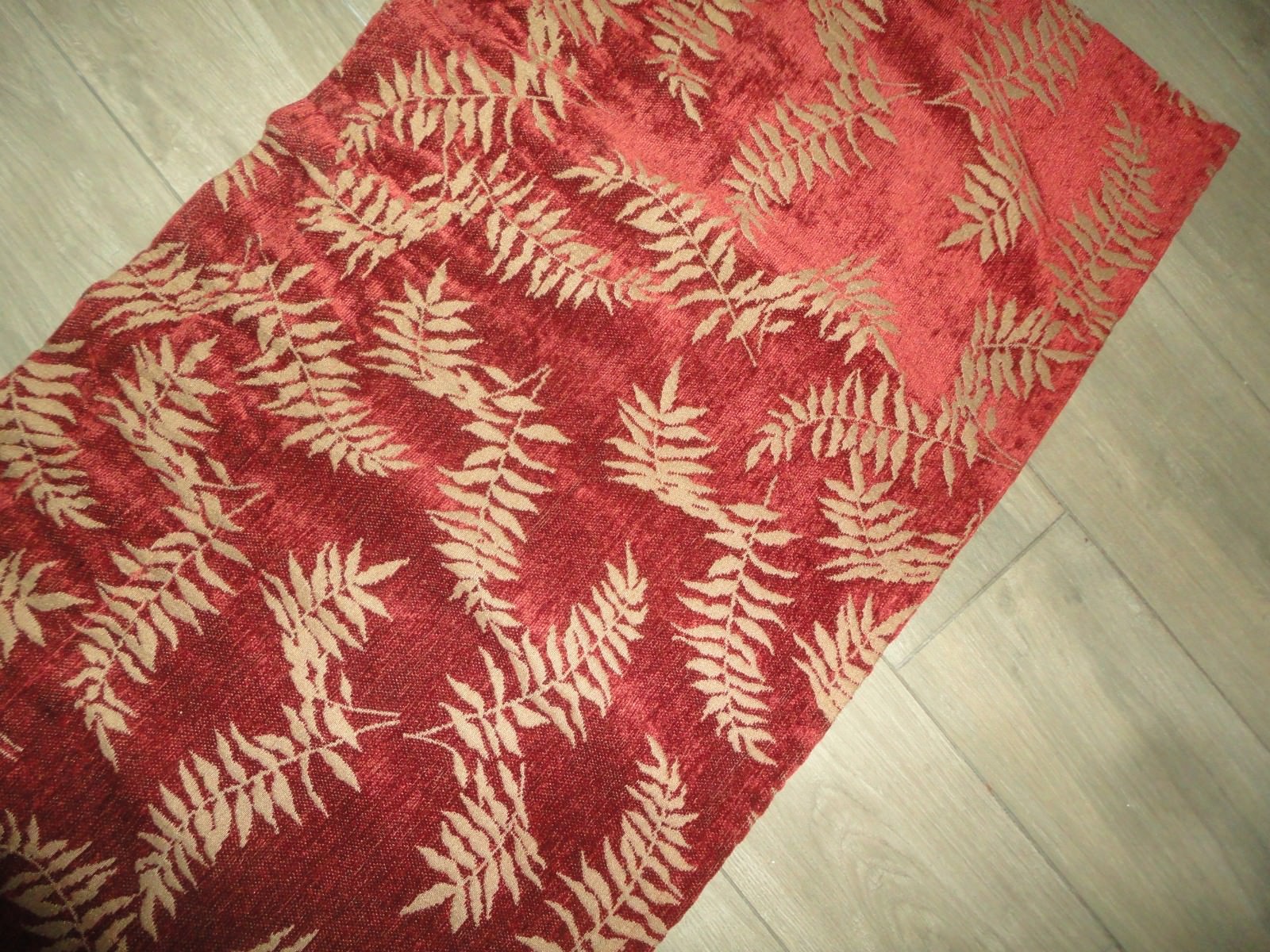 RED & TAN FERNWOOD FERNS BOTANICAL CHENILLE (1) TAILORED VALANCE 17 X 71