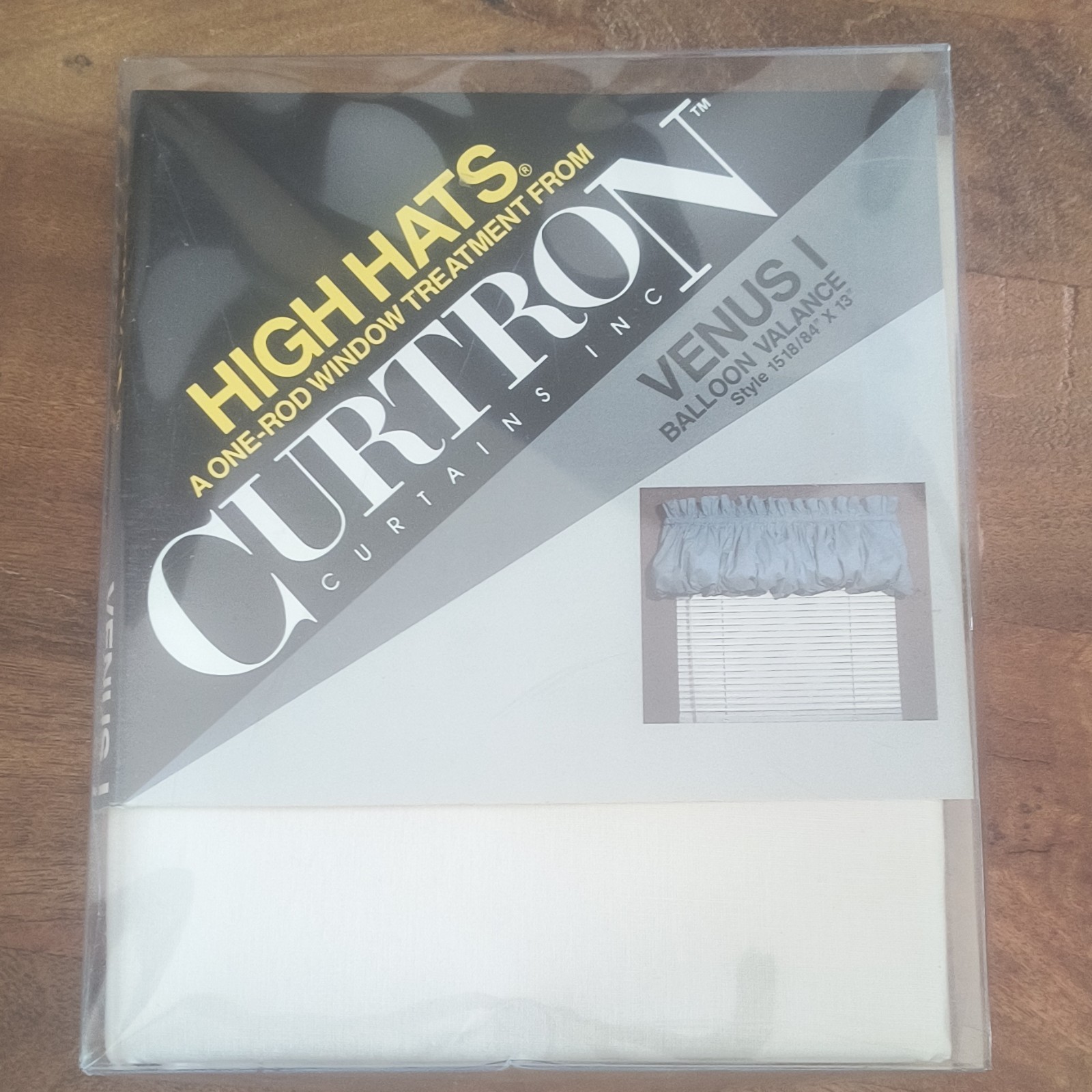vintage 1990’sCurtron Venusi Balloon Valance Natural 84in x 13in Rod Pocket