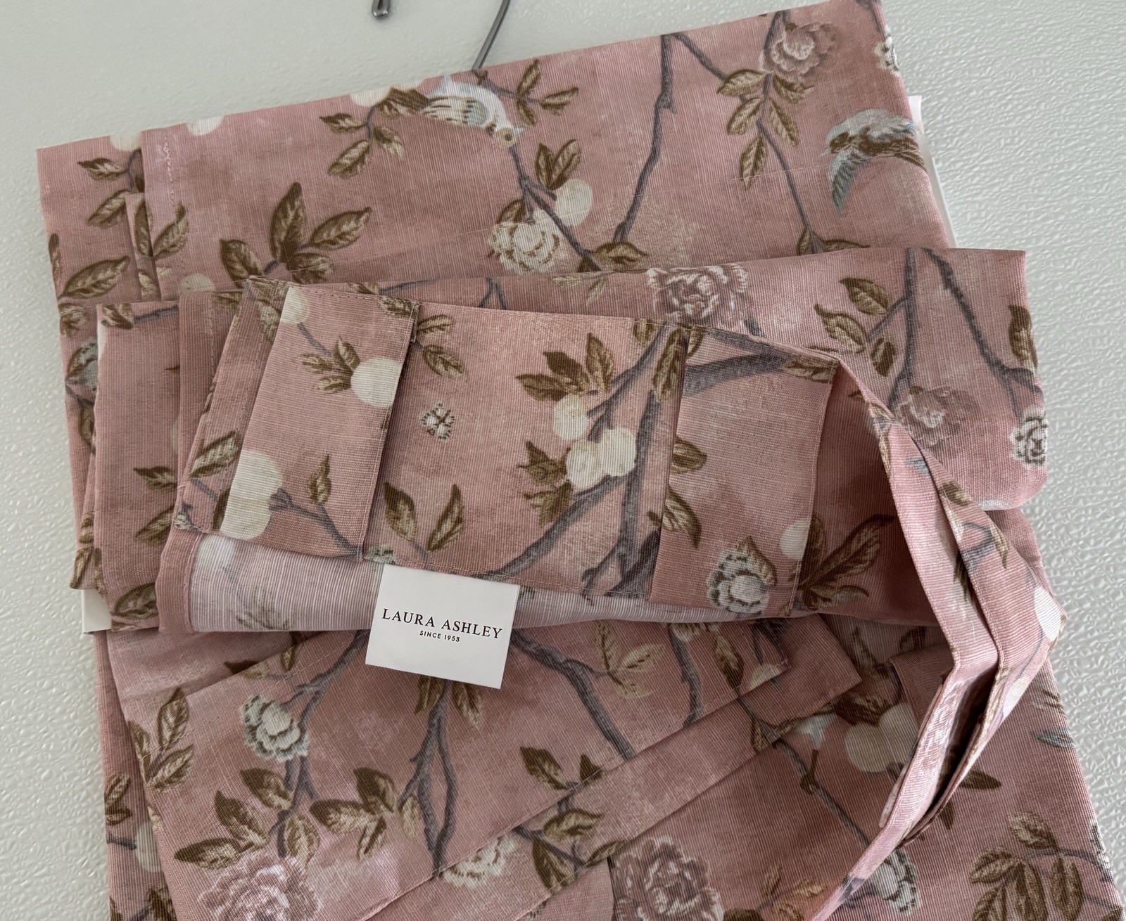 NIP Laura Ashley Window Curtains 2 Panels 38 x 84 Birds Rose Pink Brown Back Tab