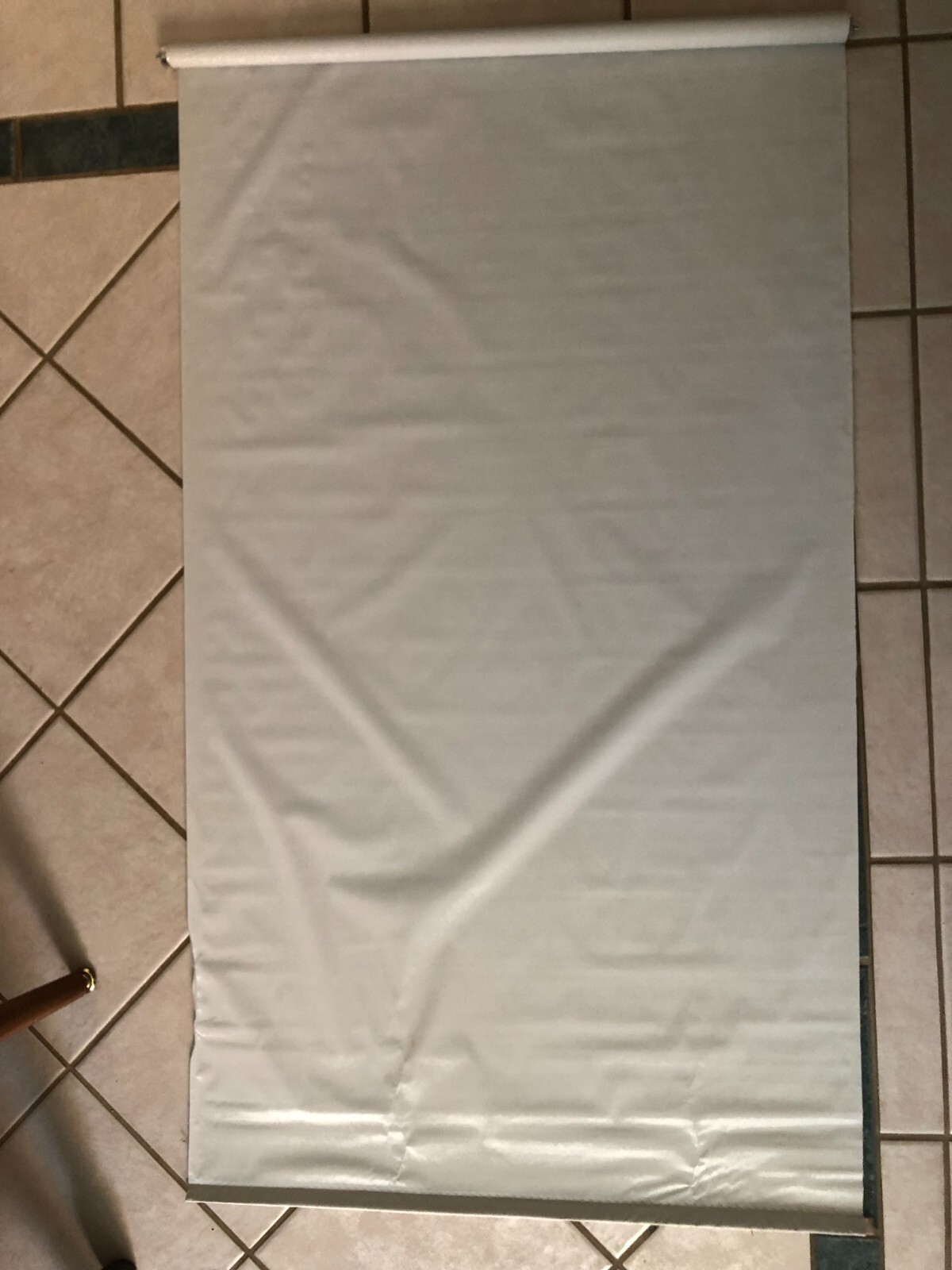 Set of 2 Window Shades Vinyl -1 New 22-37 in wide by 60 long, 2 Used 31×60 in