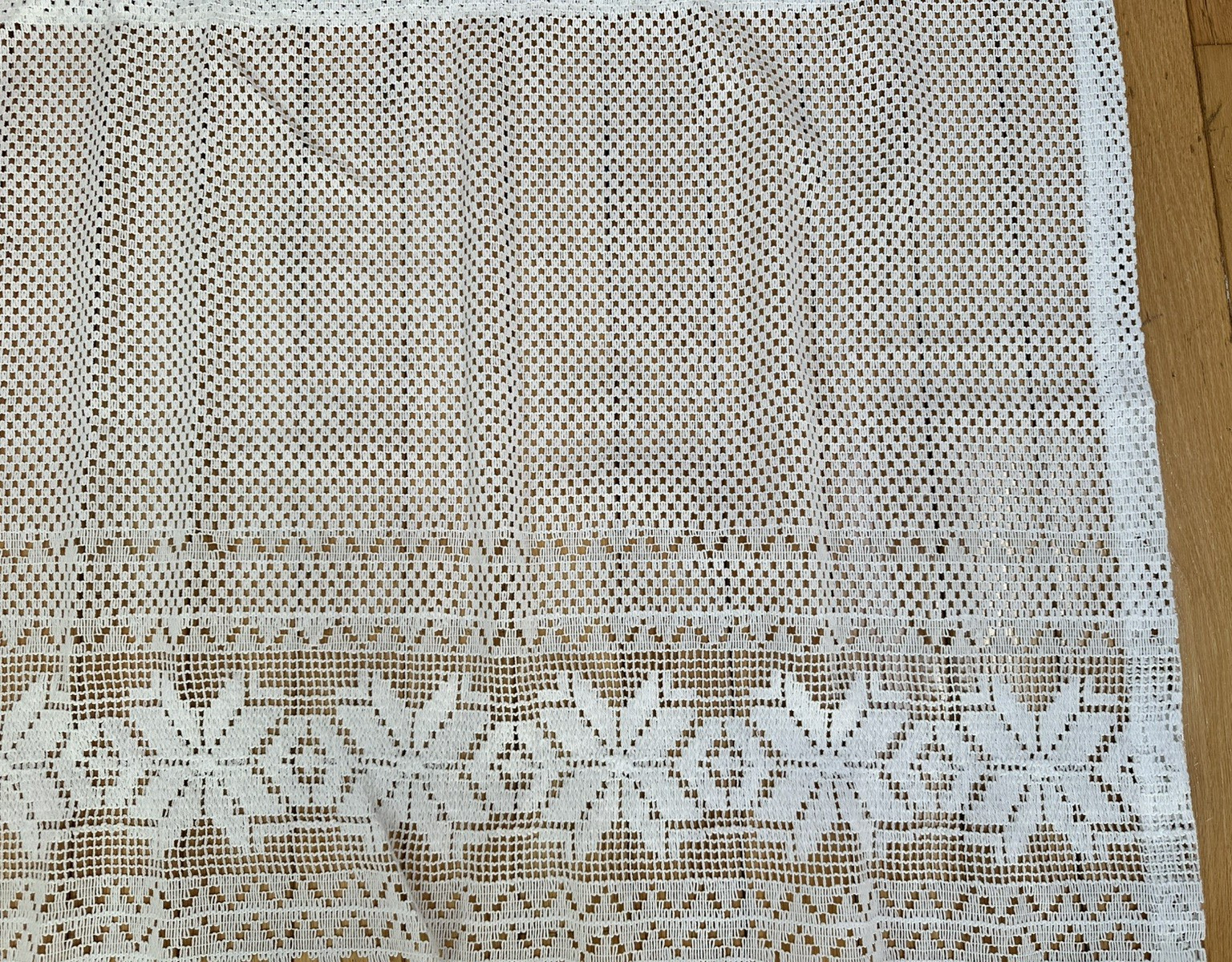 Unbranded white lace floral 2 panels each measuring W. 30″ L.23″
