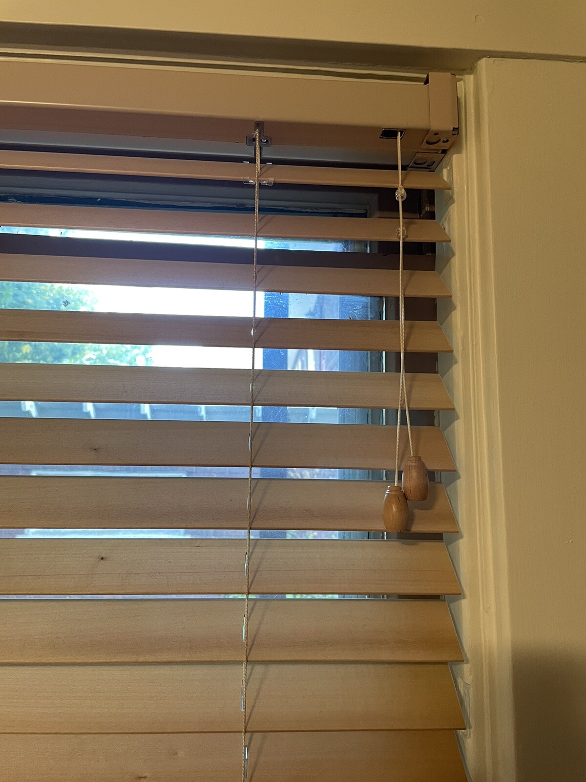 Bali Northern Heights 2″ Wood Blinds Light Natural Color 20.5″ x 41″ NEW IN BOX!