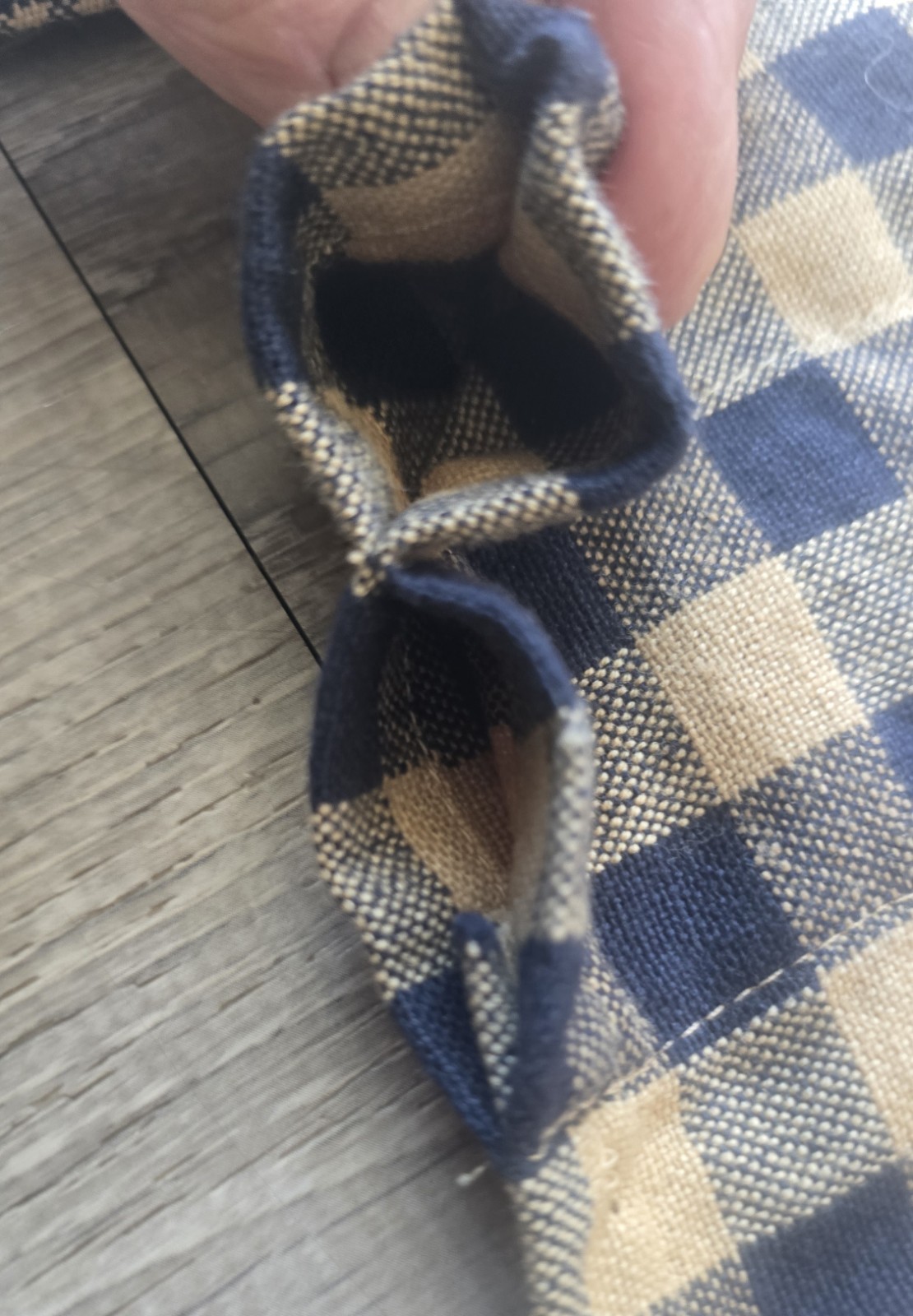 4- PADMA CREATION Primitive Country Layer Valance Navy Beige Plaid/Stripe