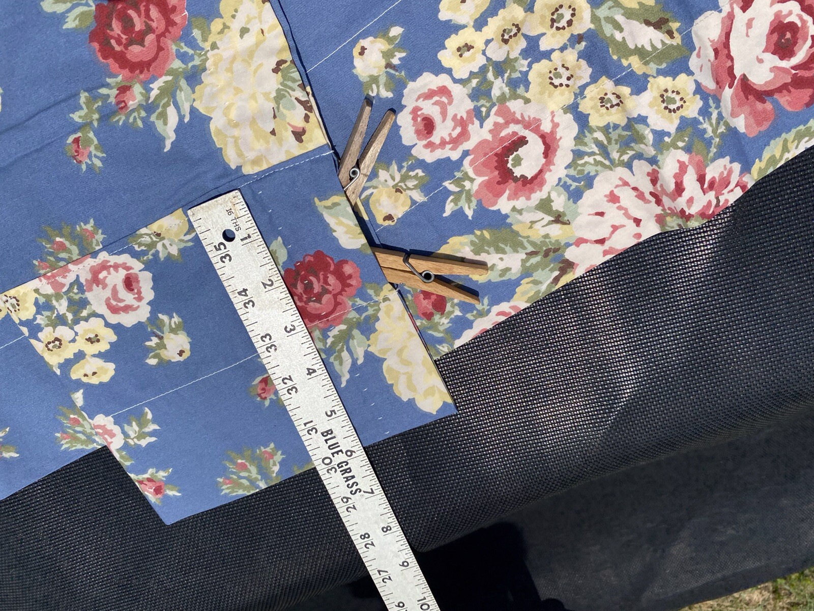 Eddie Bauer Blue Roses Valance Cotton Floral 82” Shabby Chic Multi Colored VGC