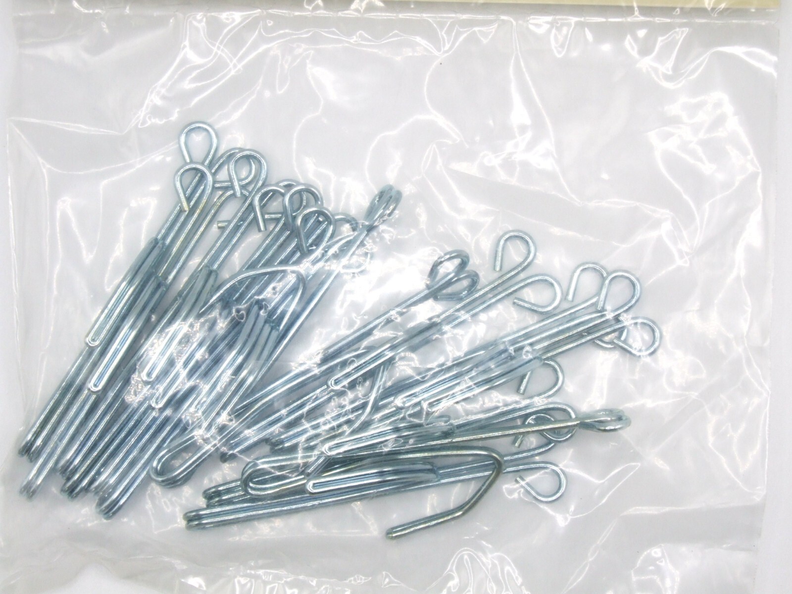 Kirsch Slip In Open Drapery Hooks 3.5 in Header J052E 61 Package of 14