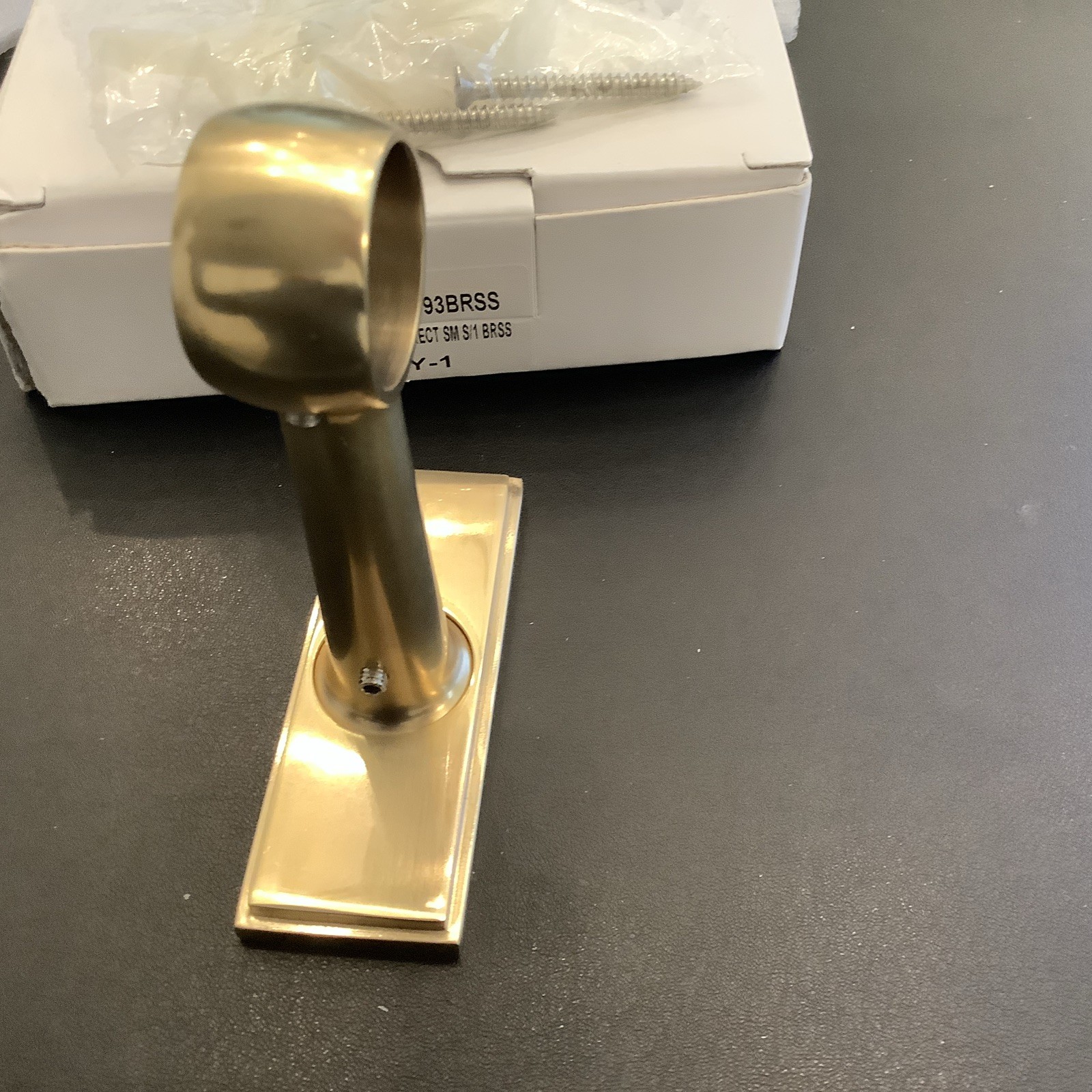 Restoration Hardware Easton Closed Center Bracket Rectangular Brass Small