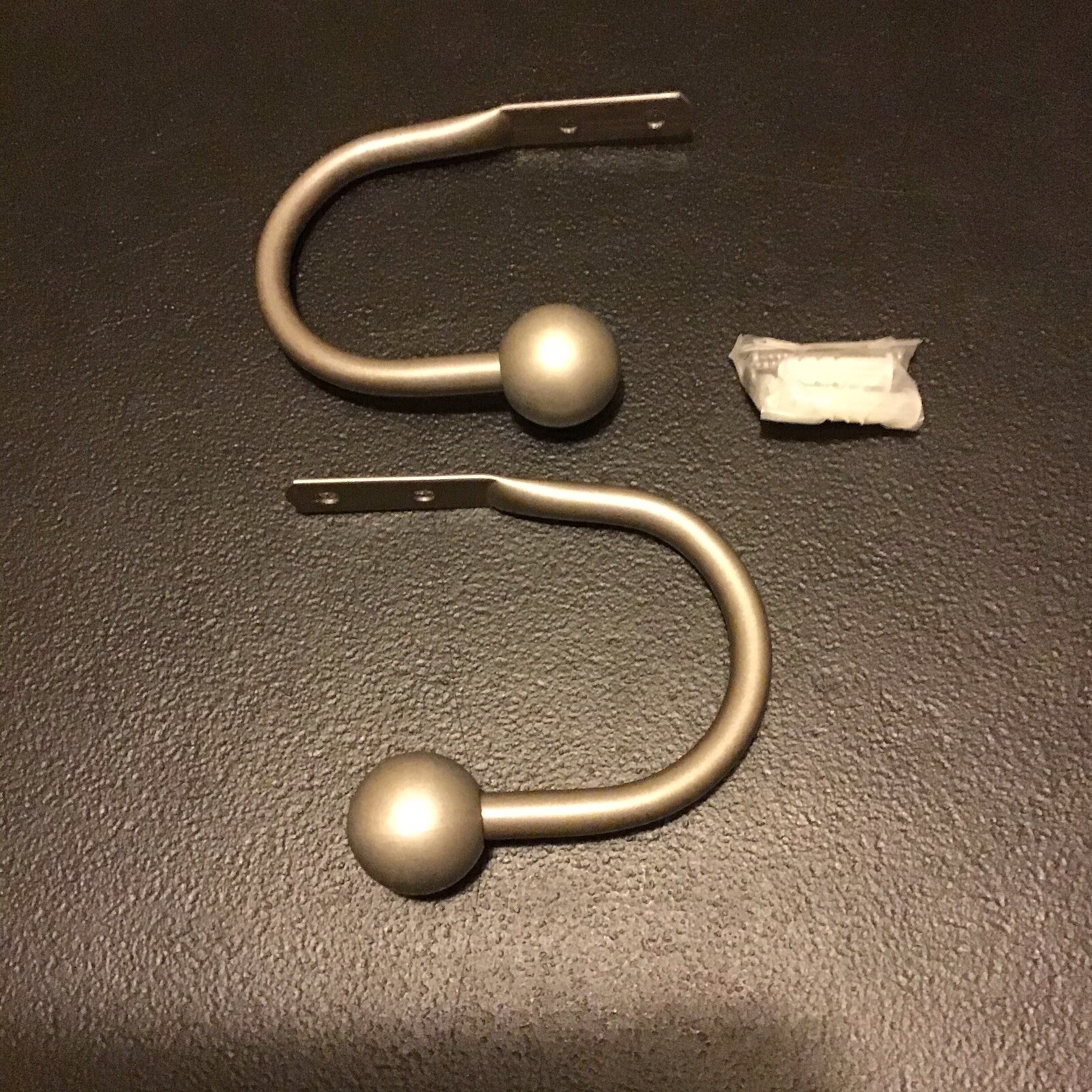 Home Solutions Curtain Holdback Tie Back Set PLEASE READ DESCRIPTION
