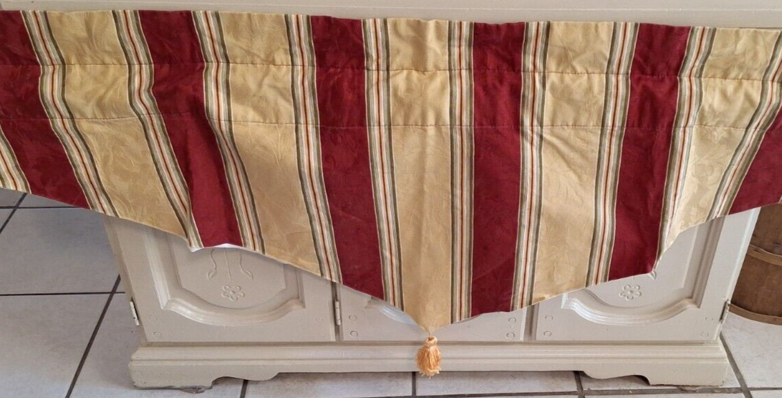 Waverly Curtain Valances Gold Red and Green Tassels Set of 2 Lined USA