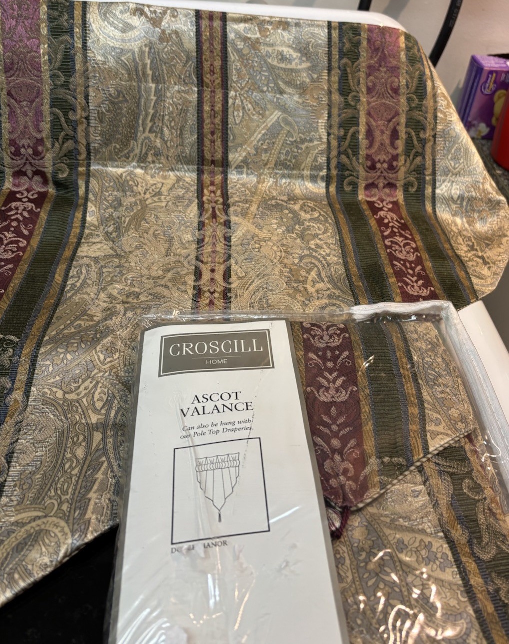 Set of 2 Croscill Dover Manor Dunhill Stripe Demask Ascot Valance Tassel 40×25