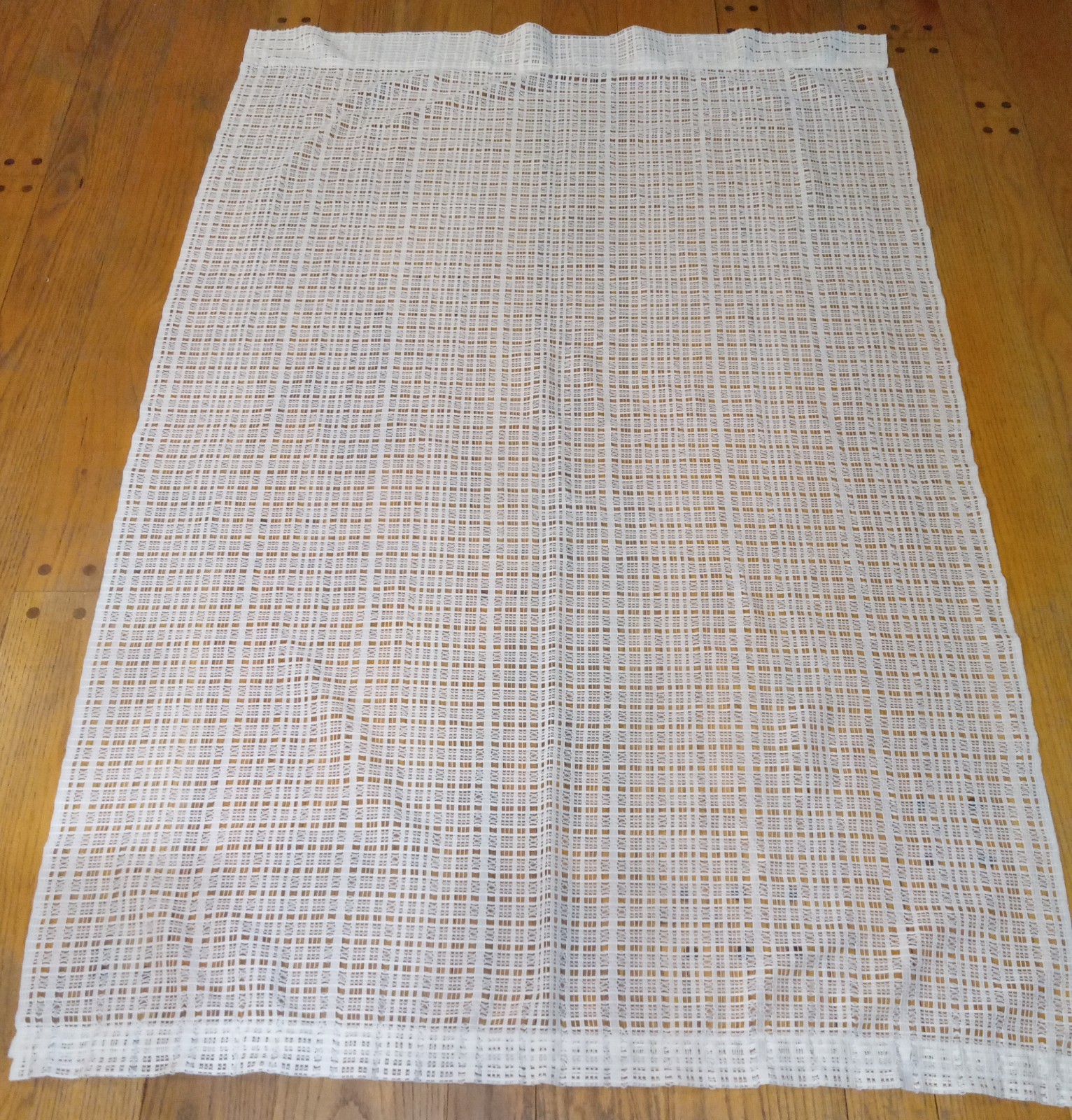 Vintage Off White Sheer Open Weave Pattern Polyester Single Curtain Panel 50×80