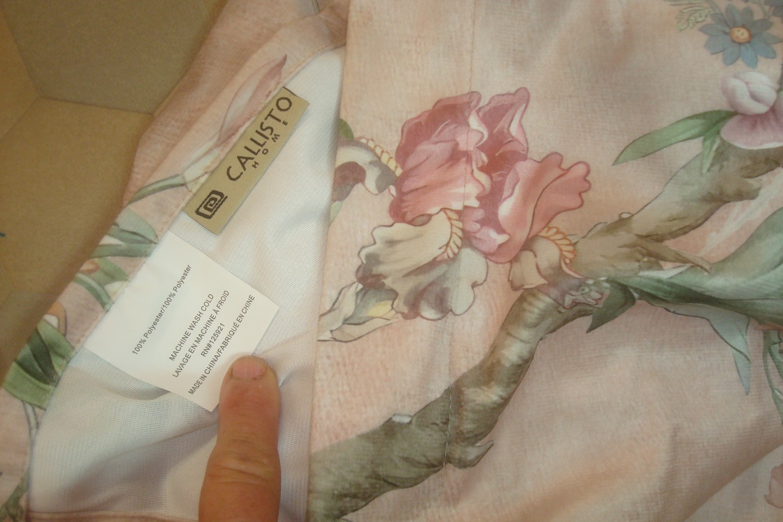 NWT Callisto Home Window Panel Curtains 2 pc Floral Scroll Lt Blush 38 x 96″ lg
