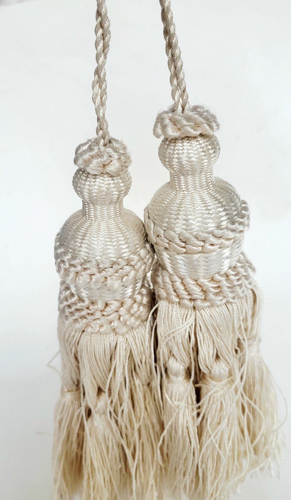 Decorative Lg Braid Tassel Curtain Tie Back Pair Ivory 10″