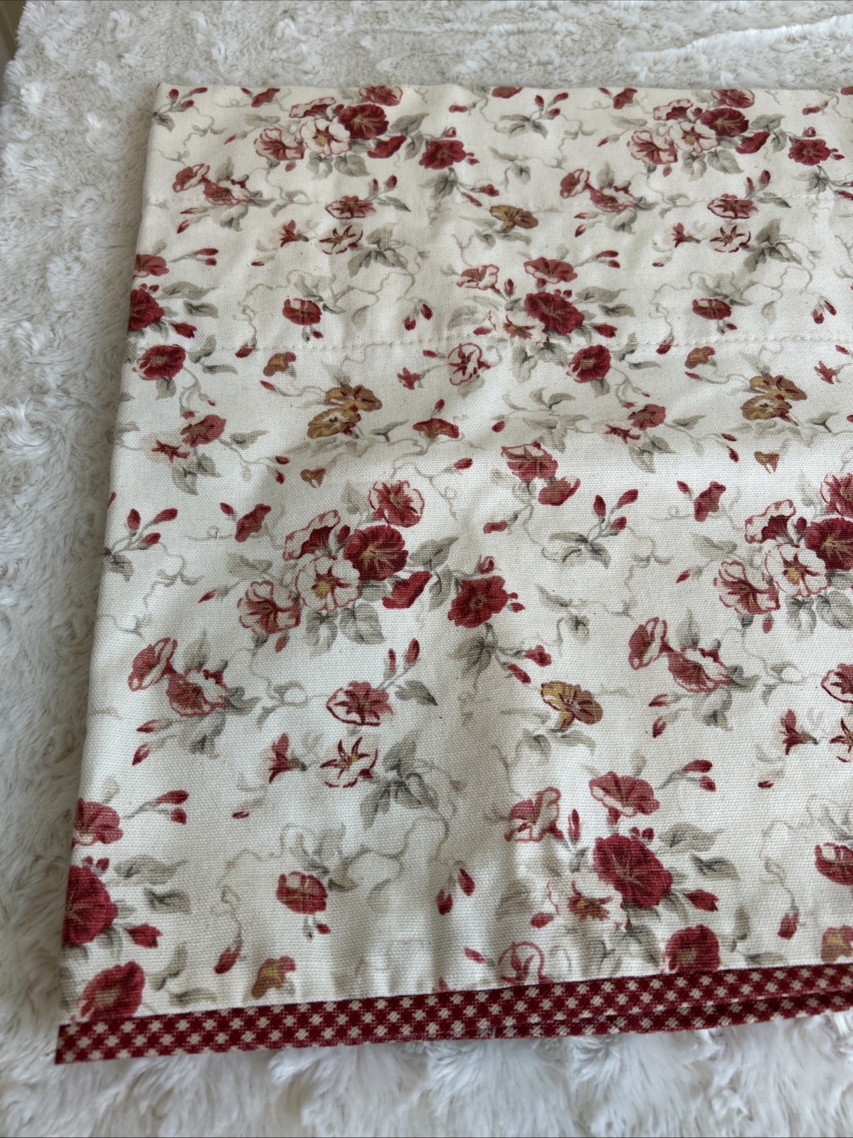 1 Waverly Norfolk Rose Garden Room Floral valance Gingham Trim rod pocket 52 x15