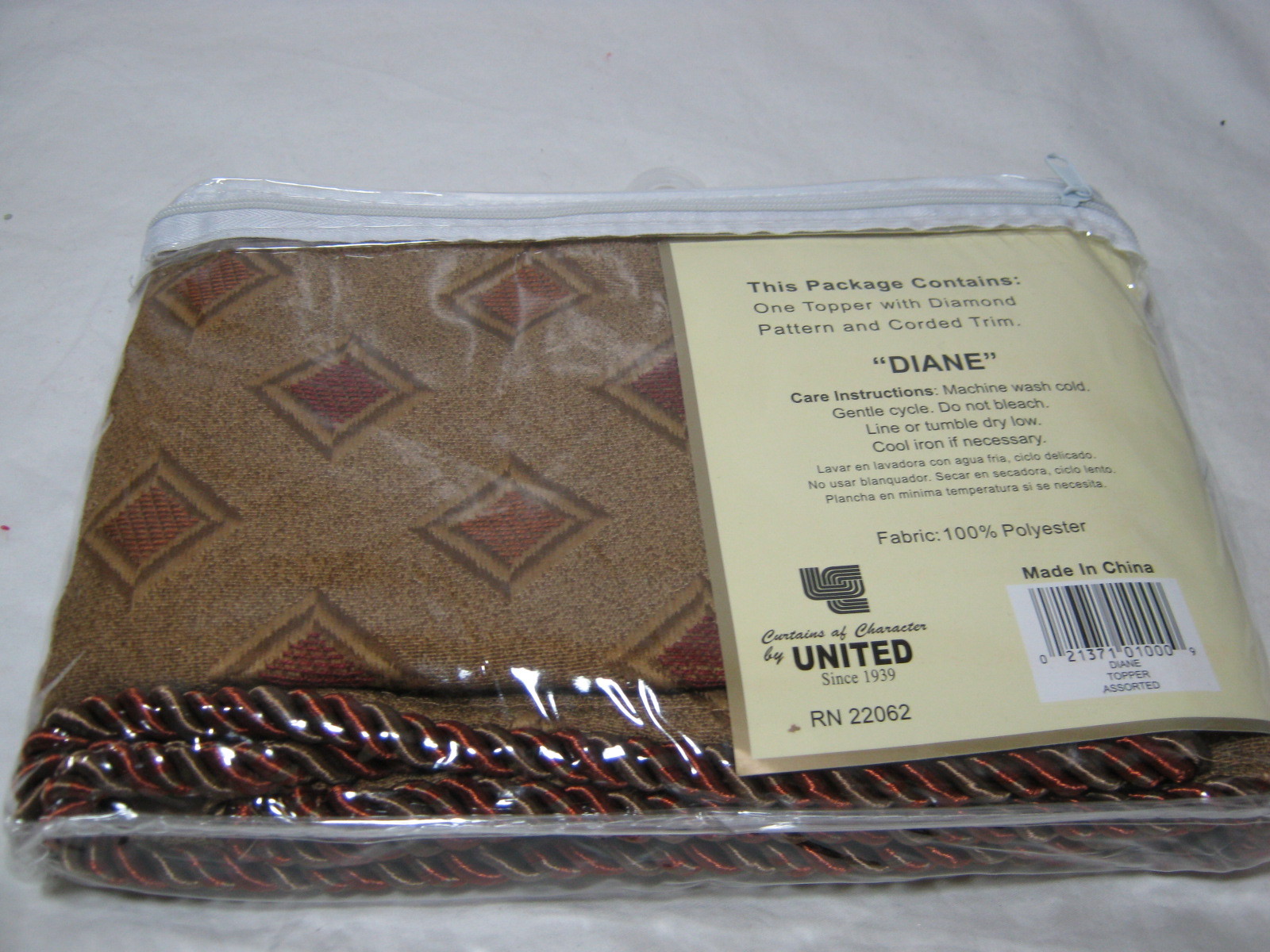 Curtain of Character by United “Diane” Topper With Corded Trim – Gold/Rust NIP