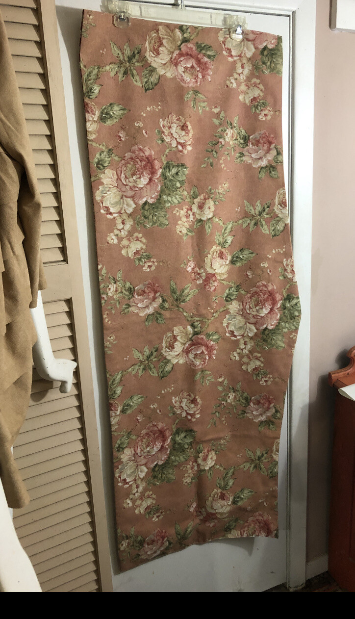 Vintage shabby cabbage roses valance dusty pink 53.5″ long