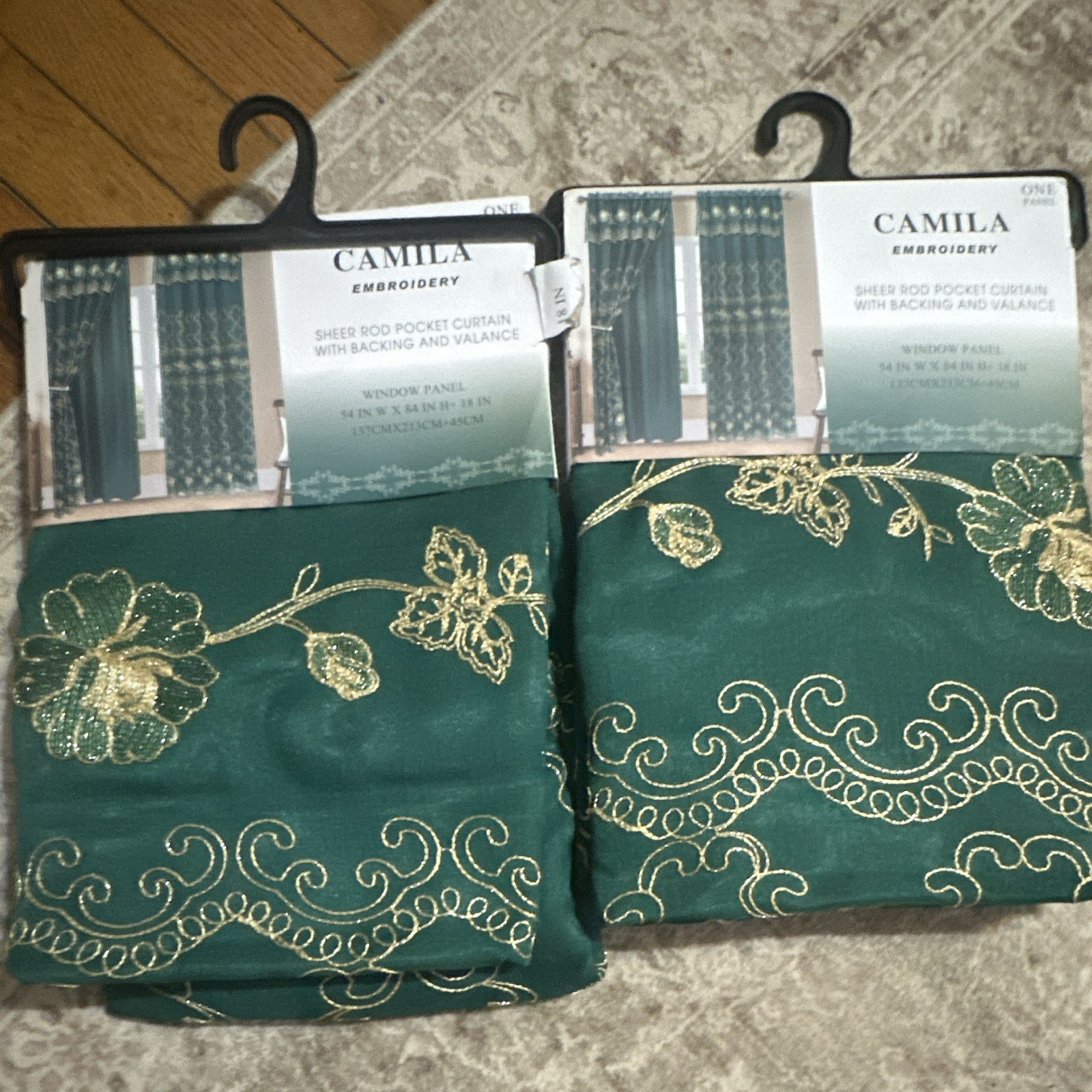Camila Embroidery set of 2 hunter green Panel 54×84+18 Floral Attached Valance