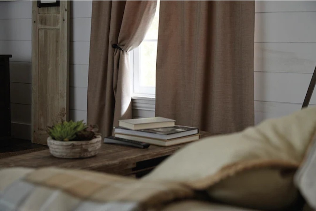 Style Selections | Warwick | Blackout | Taupe | 42x84in | #939104
