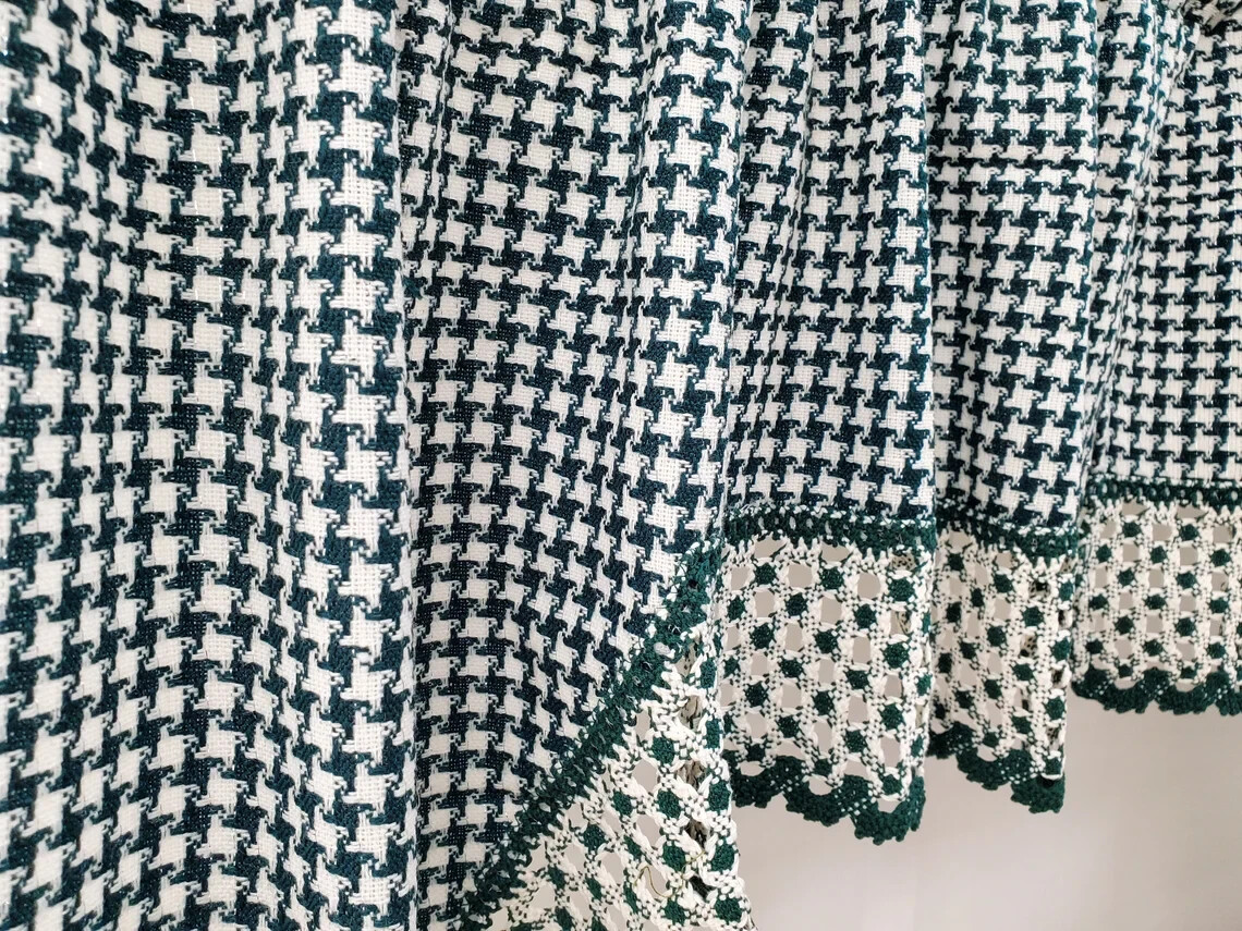 Hunter Green Houndstooth Swag Pair with Crochet Hem 60Wx38L