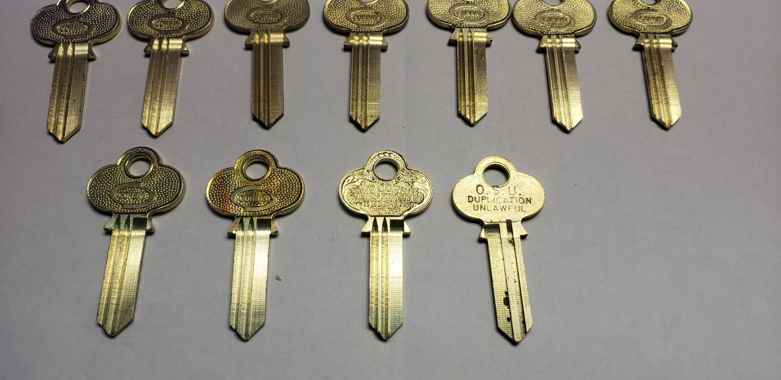 18 ASSORTED CORBIN X1-77-5 LOCKSMITH ORIGINAL CORBIN KEY BLANKS NEW OLD STOCK