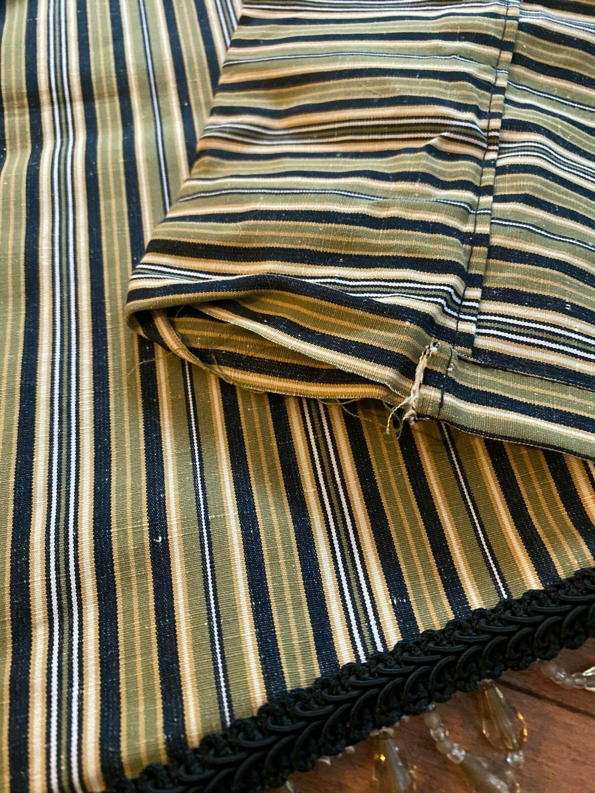 Pair of Scalloped Valance Curtains with Beaded Trim, Black and Green Curtains