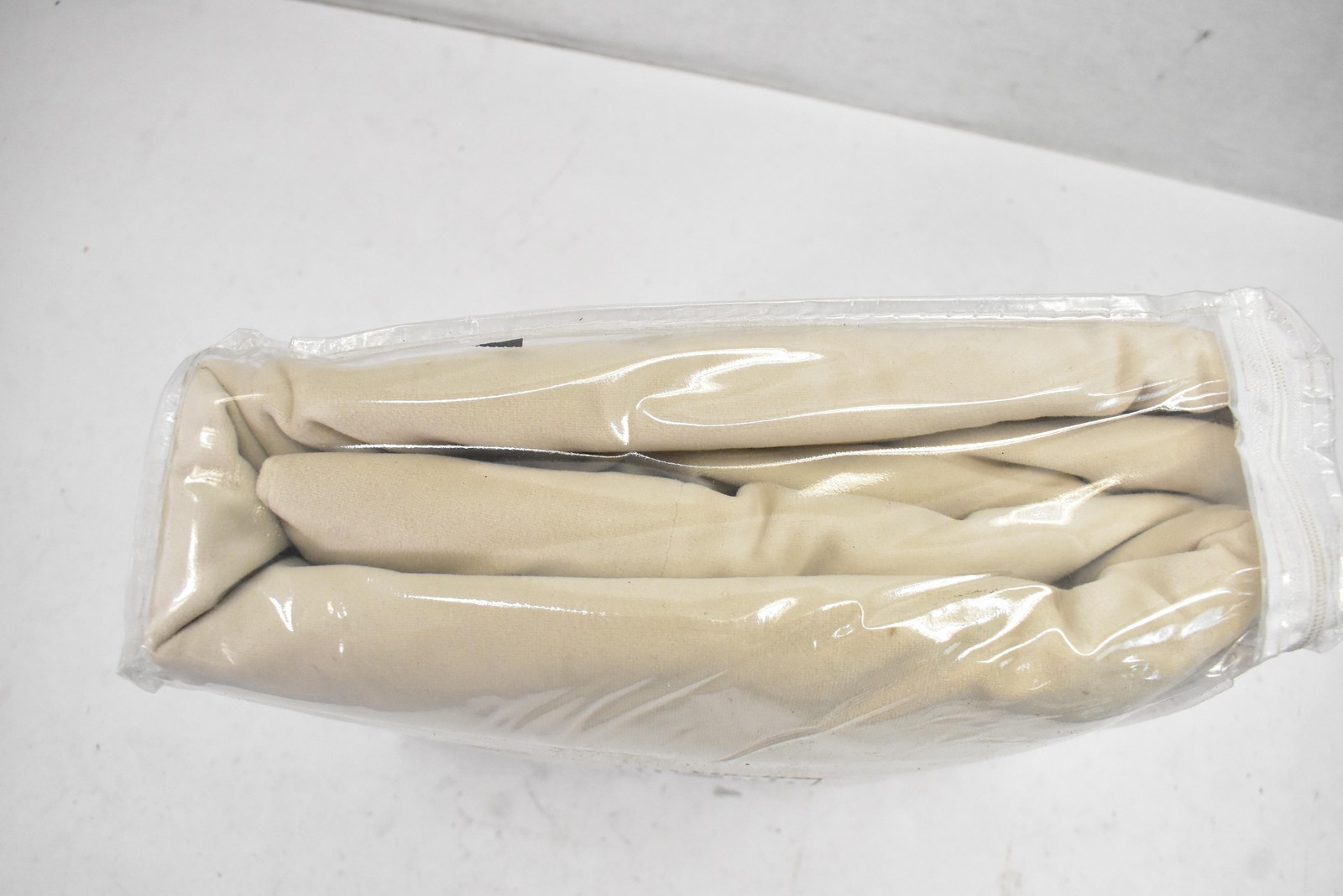 Ricardo Panels 50×96 Beige Lined Blackout Rod Pocket 100% Polyester Classic