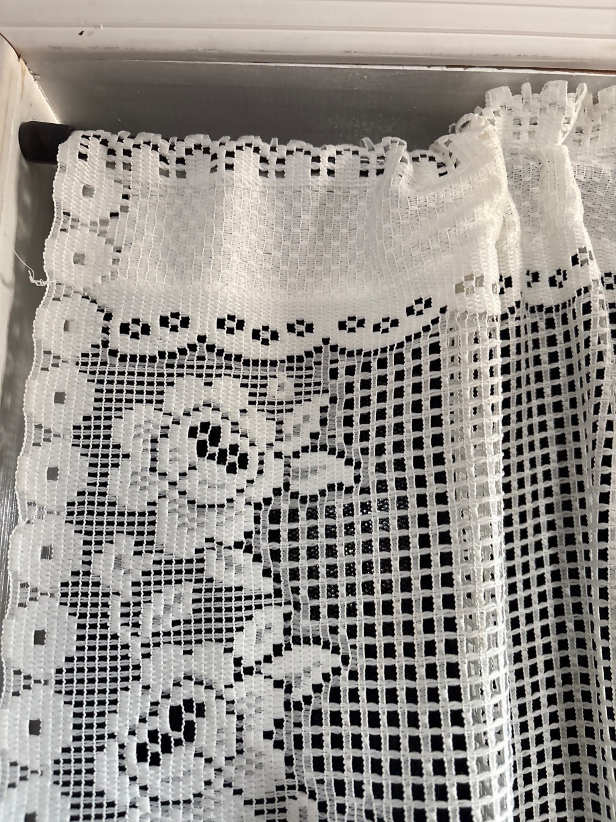 Elegant White Lace Curtain Floral Design 60″ W x 56″ L