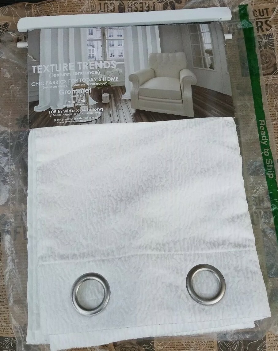 DAINTY HOME TEXTURE TRENDS 2 PANELS W/ GROMMETS XTRA WIDE 108″ x 84″ KINGSTON XL