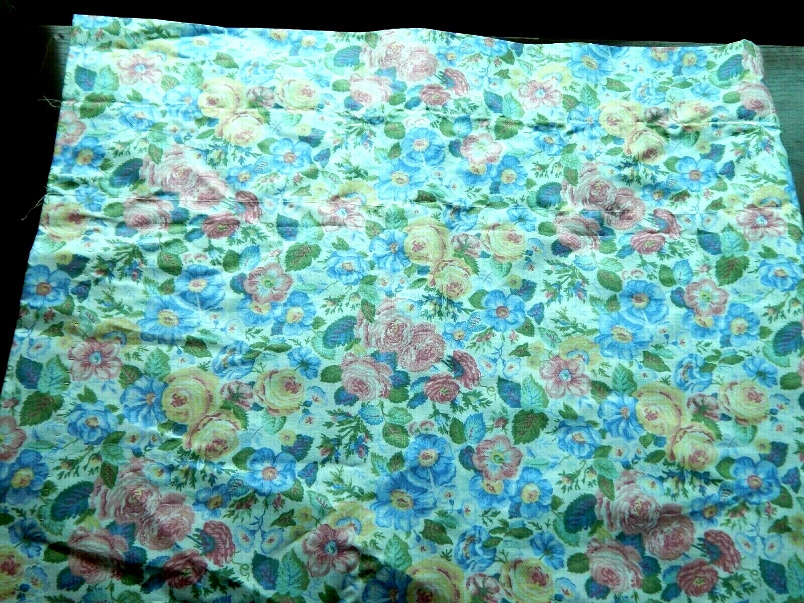 Laura Ashley Quartet Valance pink and blue floral pattern USA 84″ x 18″ NWOT