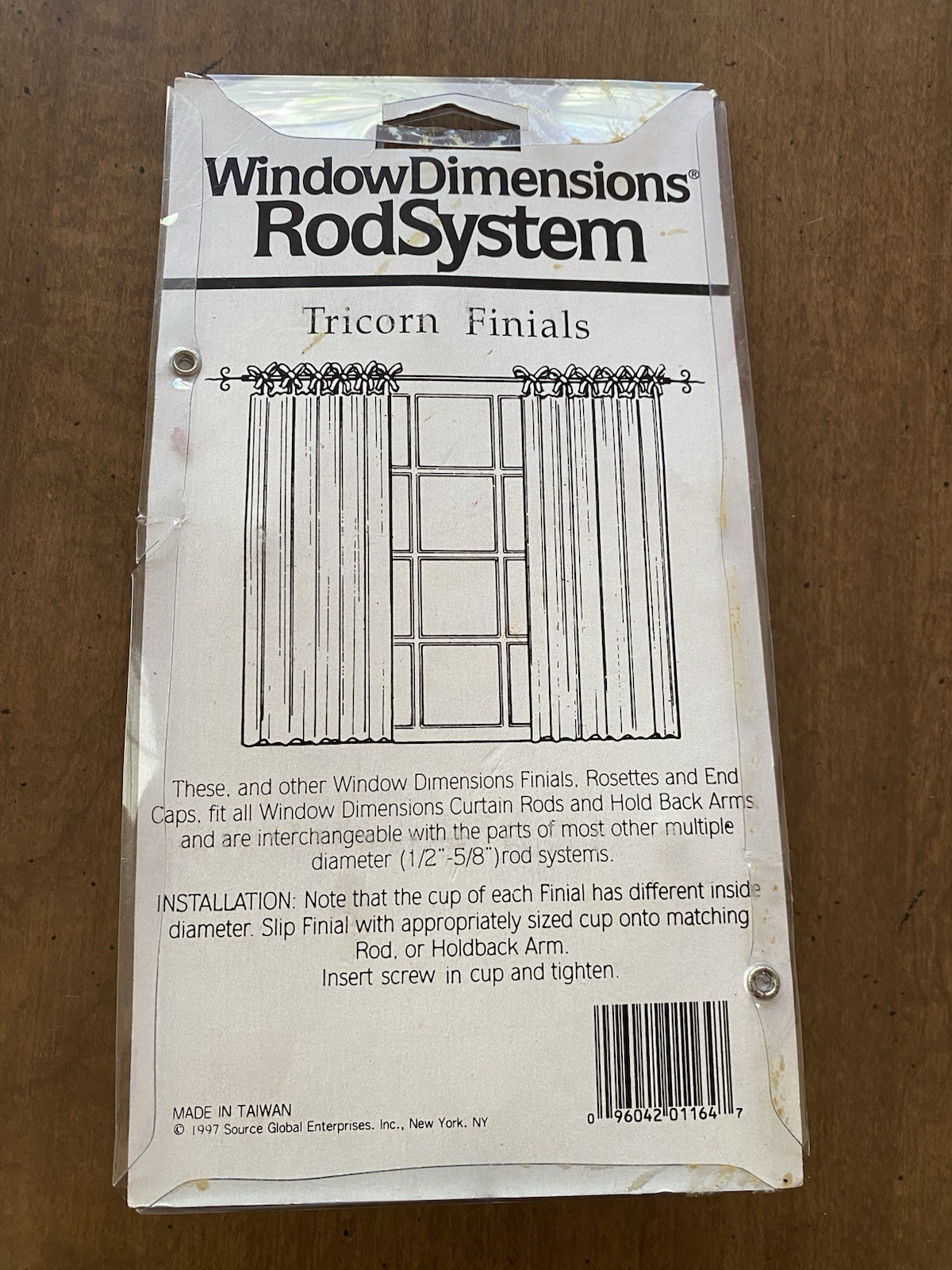 WINDOW DIMENSIONS Rod System 2 Tricorn Finials Silver tone 1/2″ – 5/8″ NOS