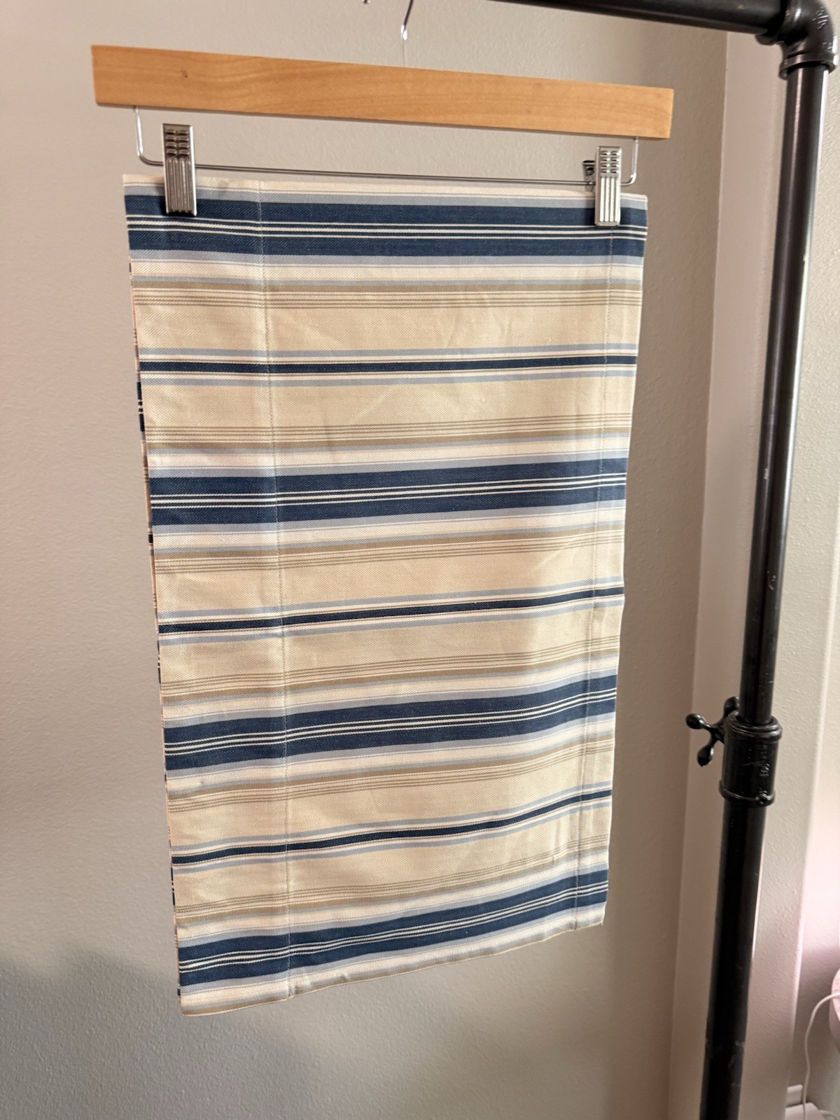 Pottery Barn Valence 44 x 13 100% Cotton Striped Blue Beige Rod Pocket set of 4