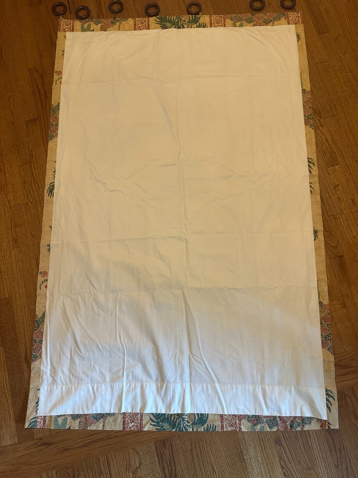 4 Panels (67″ long x 43″ wide) COMPLETE WITH rings, rods and fabric tie backs